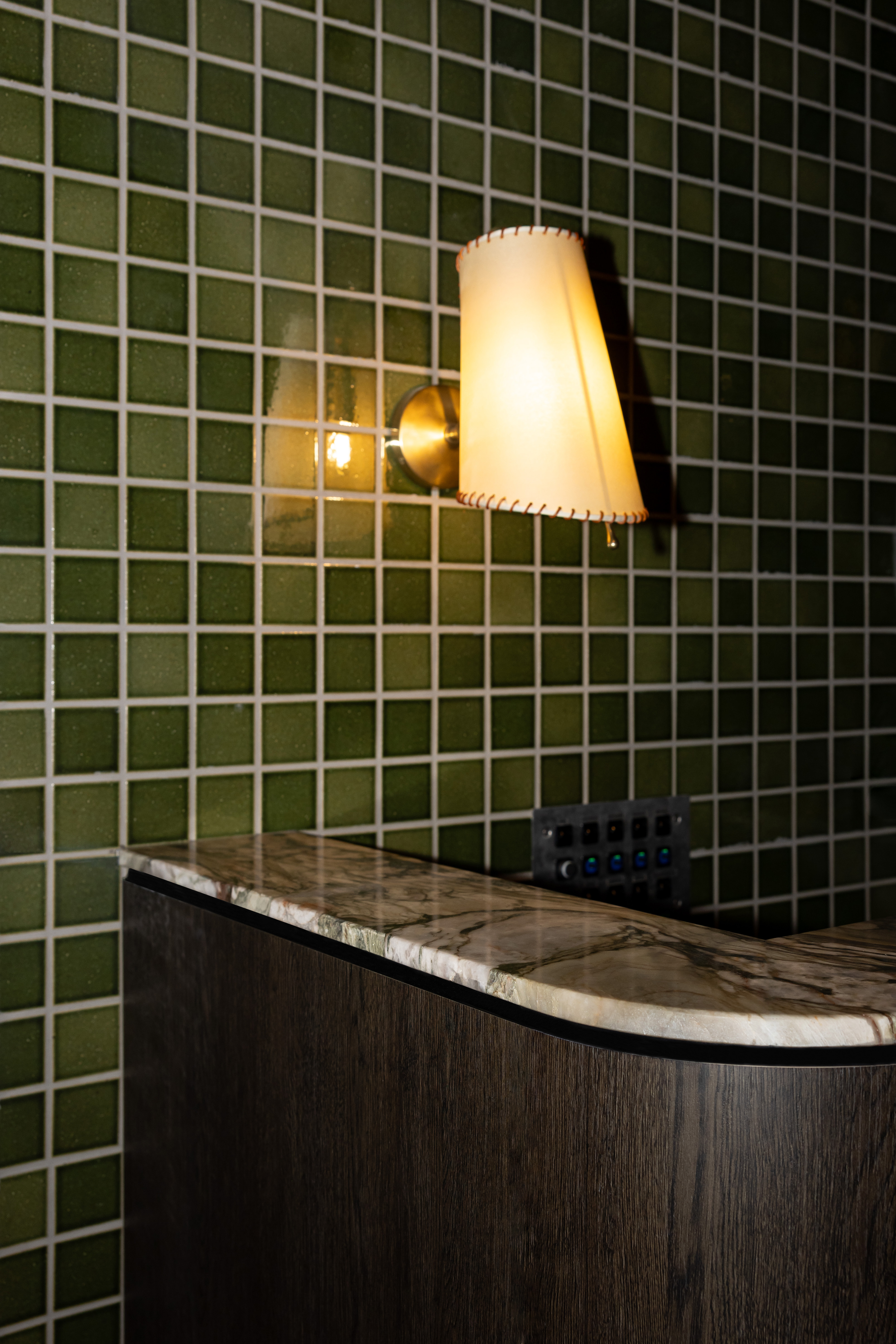 TOAST & OAK green tiled bar detail